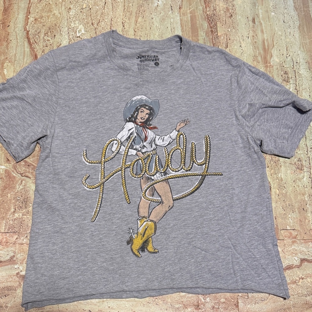 American Eagle Gray Graphic Tee - Short Sleeve
